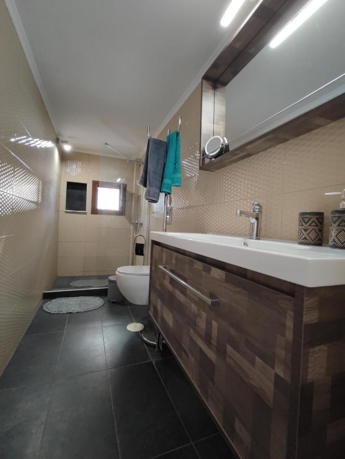 Theasis 4 Luxury Studio With Sea View Неос-Мармарас Экстерьер фото